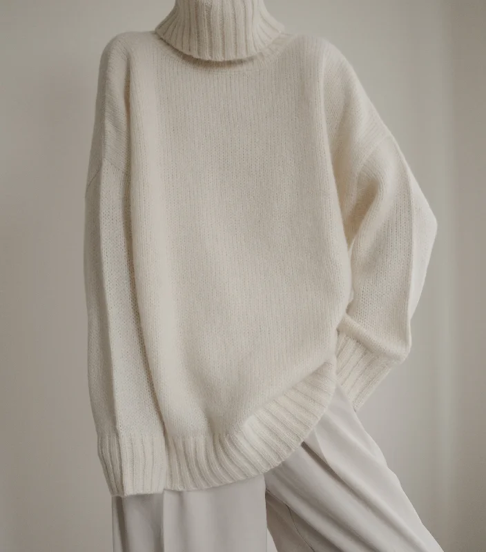 Alpaca Cocoon TurtleneckWinter Knit Tops