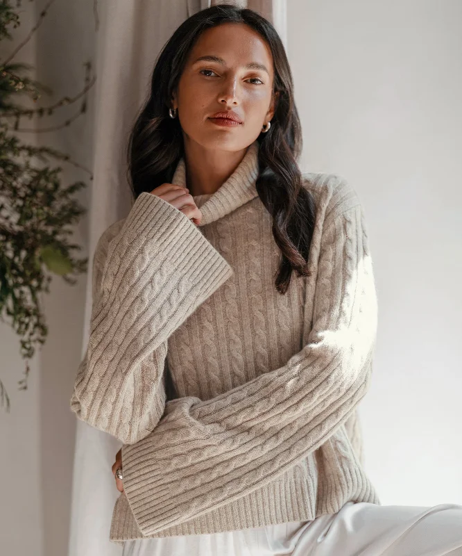 Cable Nell TurtleneckCropped Knit Tops