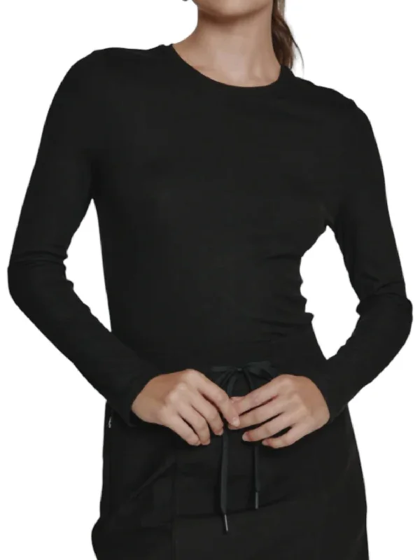 Core Ribbed Long Sleeve Tee In Black